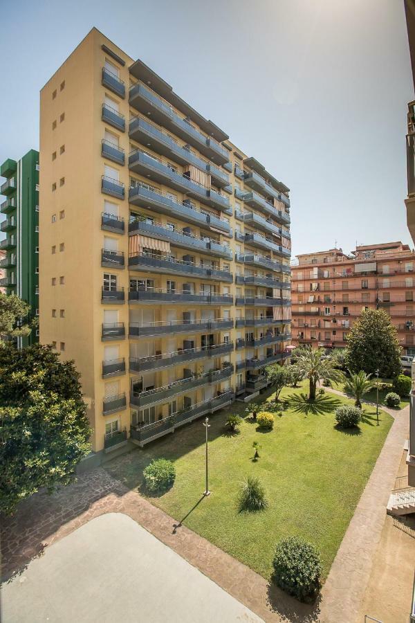 Apartamento Cerca Del Mar بلانيس المظهر الخارجي الصورة